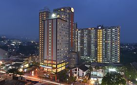 HARRIS Hotel&Conventions Ciumbuleuit - Bandung